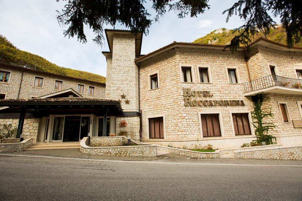 Hotel Roccaporena & La Margherita Cascia Exteriör bild